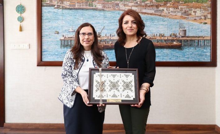 KKTC Başkonsolosu İnanıroğlu’dan Büyükşehir Belediyesine ziyaret