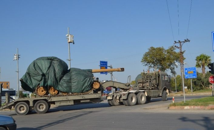 Suriye sınırına tank takviyesi