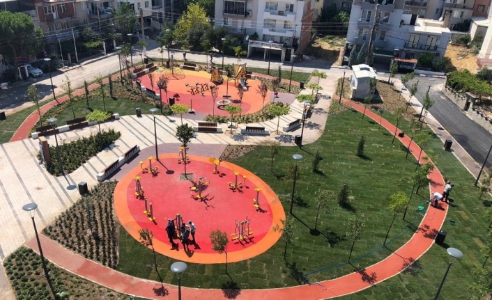 İzmir’e üç yeni park