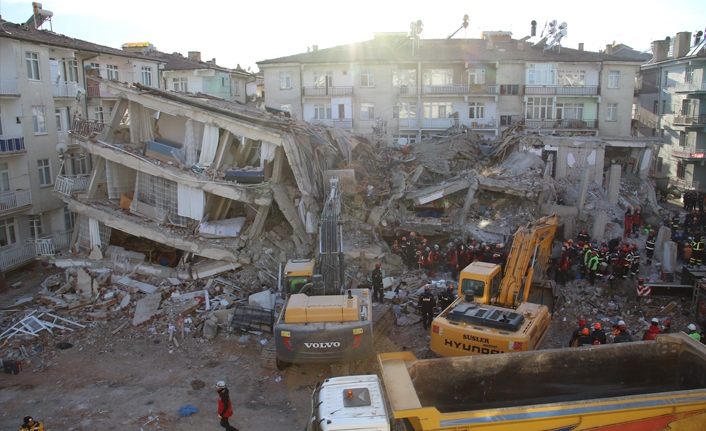 Elazığ'daki depremde ölü sayısı 41'e yükseldi