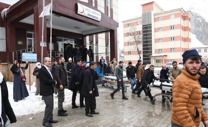 AK Parti Van eski Milletvekili Gülşen Orhan çığ altında kaldı | Van haber