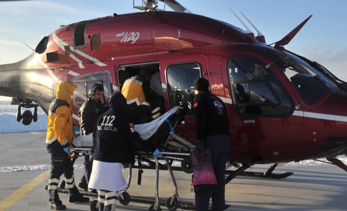 Bahçesaray'da hastalar helikopterle Van'a sevk ediliyor | Van haber