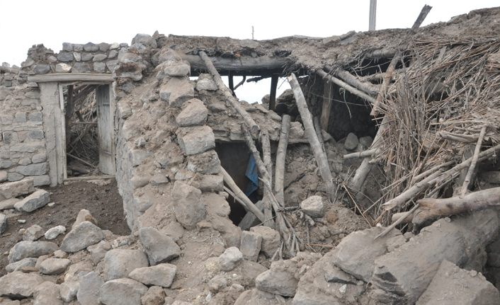 İran'daki depremin vurduğu Van'da can kaybı 10'a yükseldi | Van haber