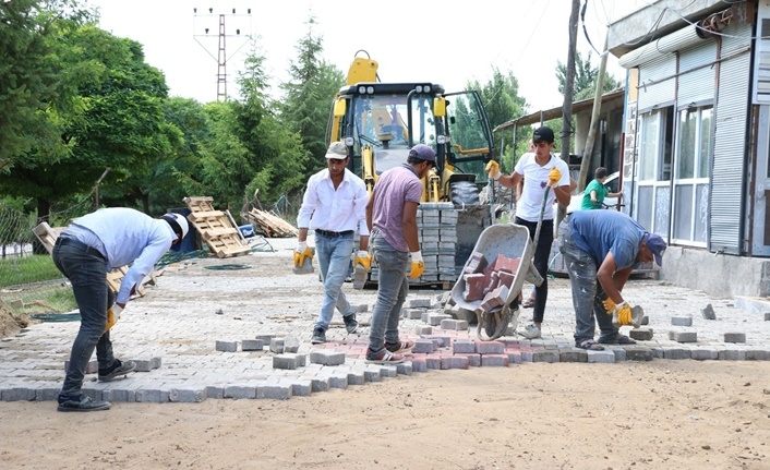 Erciş'te 12 mahallenin kilitli parke taşı çalışmaları tamamlandı