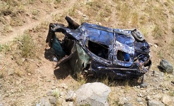 Erciş'te trafik kazası: 1 ölü , 2 yaralı