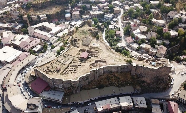 Bitlis Kalesi'nde bulundu! 487 yıllık...