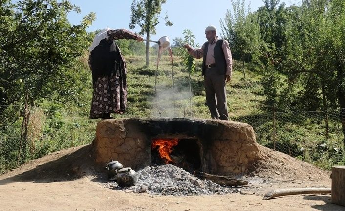 Bitlis'te bir asırdır doğal yollarla yapıyorlar