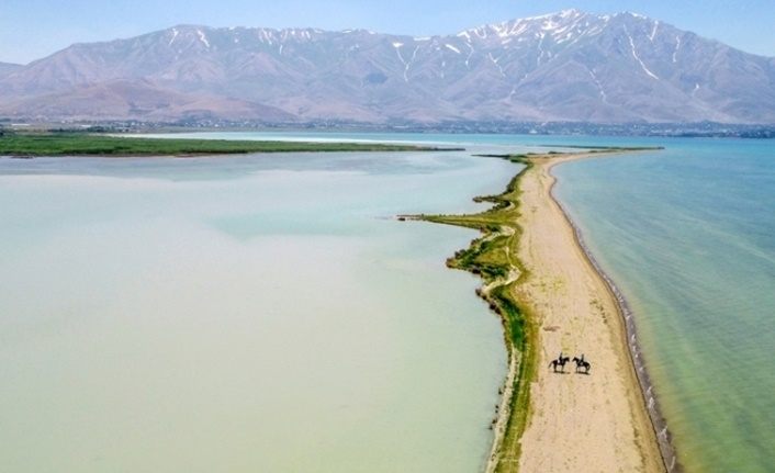 Türkiye için korkutan senaryo! Son 60 yılda 3 Van Gölü yok oldu