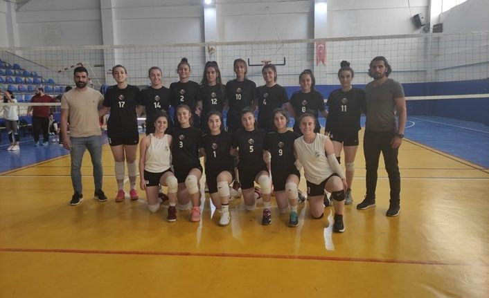 Van Büyükşehir Belediyesi Kadın Voleybol Takımından sezon hazırlığı
