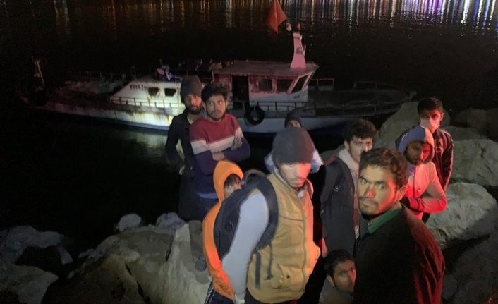 Van'da 22 kaçak göçmen yakalandı