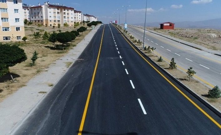 Erciş'te 80 bin ton üretimle yollar asfaltlandı