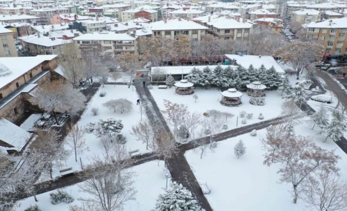 Aksaray Belediyesi kar yağışına karşı teyakkuzda