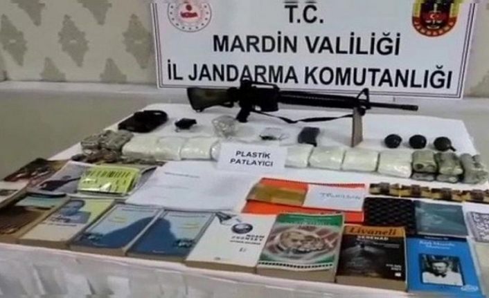 Mardin'de PKK'ya ait  sığınak ve depolar imha edildi
