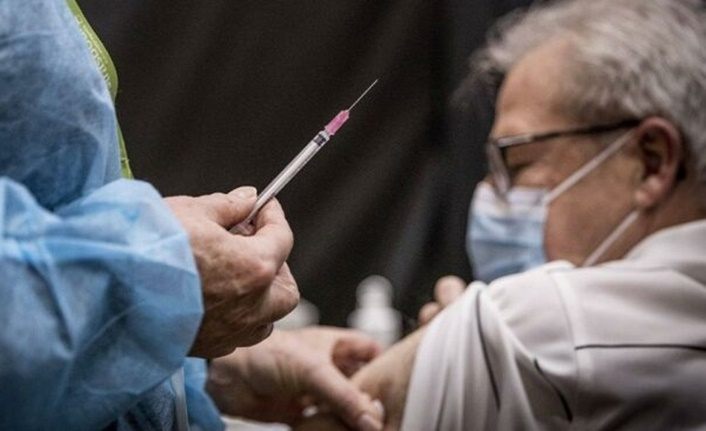 Van'da 65 yaş üstüne çağrı: Aşılarınızı yaptırın