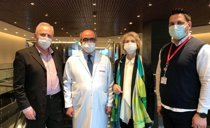 8 kilogramlık damar yumağından Türkiye'de kurtuldu