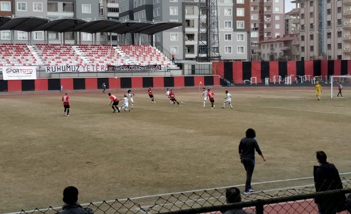 Vanspor evinde Kırşehir Belediyespor'a 2-1 yenildi