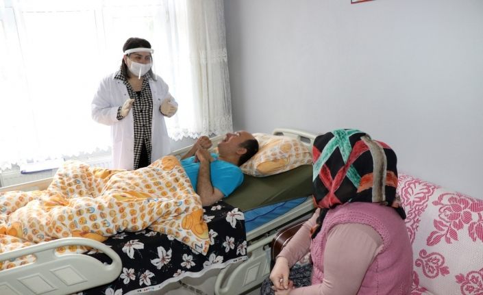 Kocaeli'de hasta yakınlarına 'refakatçi' eğitimi