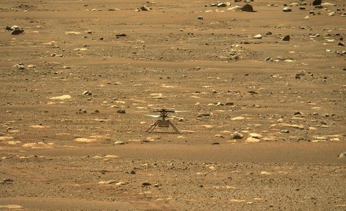 NASA duyurdu! Mars'ta tarihi uçuş