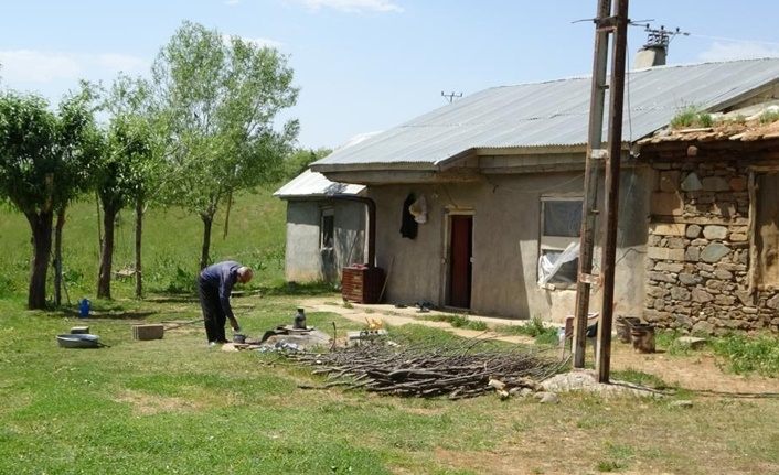 Mehmetçik Muş'ta PKK'nın kökünü kazıdı! 27 yıl sonra köyler şenlendi