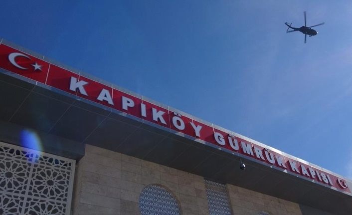 Van'da yaklaşık 15 aydır kapalı olan Kapıköy'ün açılma sevinci