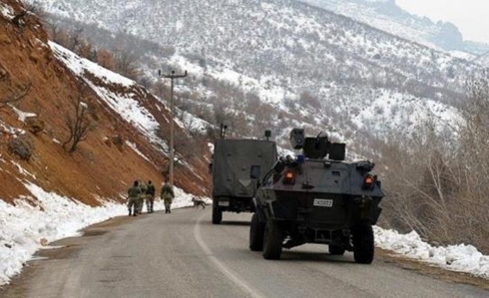 Bitlis'te çatışma: 1 güvenlik korucusu şehit, 2 jandarma yaralı