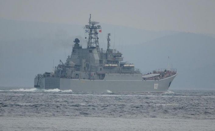Karadeniz’de gerilim: Rusya’dan İngiliz savaş gemisine uyarı ateşi