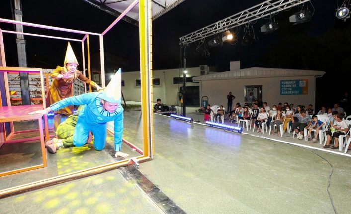 Bursa Nilüfer’de çocuklara açık havada tiyatro keyfi
