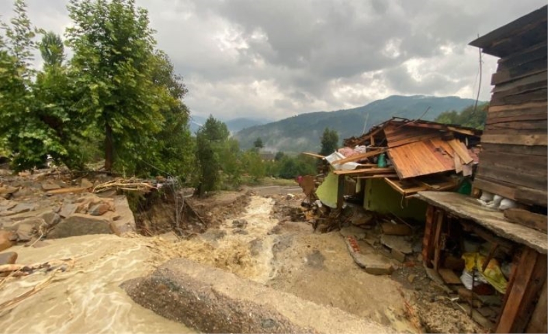 Batı Karadeniz’de sel felaketi: 11 ölü, 1 kayıp