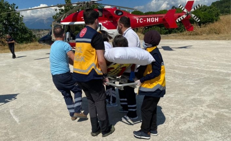 Bursa Keles’te helikopter ambulans 46 yaşındaki hasta için havalandı