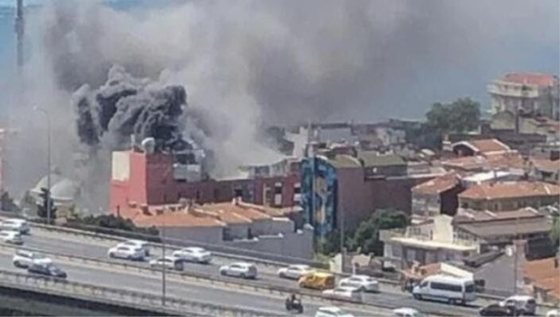 İstanbul Ortaköy’de otel yangını