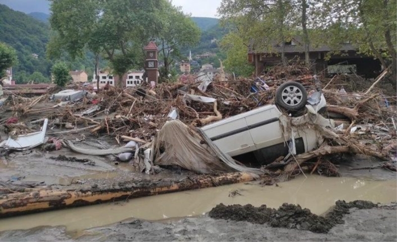 Karadeniz'de felaket! Evler yıkıldı, birçok bölge sular altında kaldı: 31 ölü