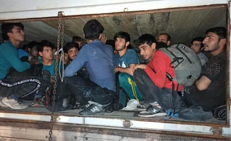 Van'da 78 düzensiz göçmen yakalandı: 1 tutuklama