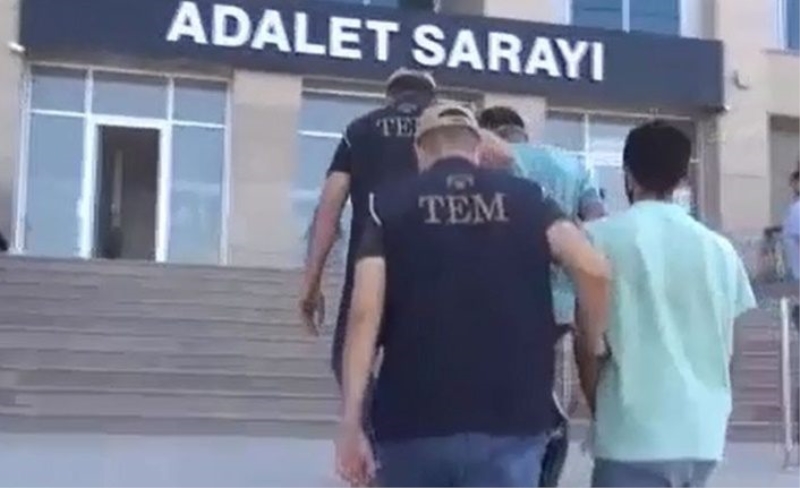 Van'da terör örgütü PKK'ya eleman temin eden 2 kişi tutuklandı