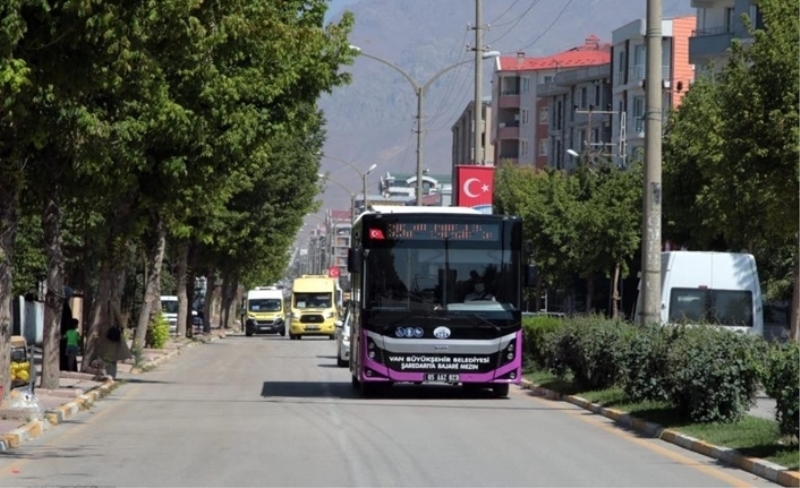 Van'da mor otobüsler ücretsiz hizmet verecek