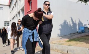 İl Emniyet Müdürlüğü Siber Suçlarla Mücadele Şubesi ekipleri, gelen bir