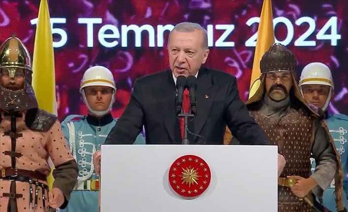 Cumhurbaşkanı Erdoğan: 15 Temmuz’da ‘bekamız’ hedef alındı İşte Cumhurbaşkanı Erdoğan’ın açıklamalarından öne çıkan satır başları: Cumhurbaşkanlığı Külliyesi’ne
