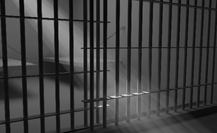 Van’da değişik suçlardan 177 yıl hapsi olan 48 kişi tutuklanarak cezaevine gönderildi Van Emniyet Müdürlüğü, il genelinde kamu düzeninin sağlanması ve suçla