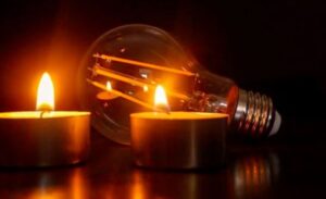 Van’da her gün elektrik kesintileri yaşanmaya devam ediyor… Sürekli bakım