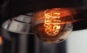 Van’da her gün elektrik kesintileri yaşanmaya devam ediyor… Sürekli bakım