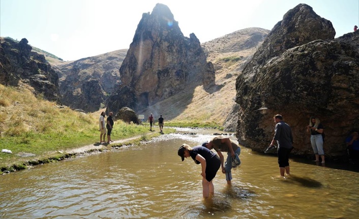 Muş’ta 25 Temmuz’da sete çıkması planlanan romantik komedi türündeki “Babamın