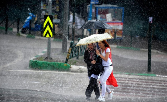 Uyarılar art arda geldi! Birçok ilde sağanak yağış var Meteoroloji Genel Müdürlüğü tarafından yapılan son hava durumu tahminlere göre: