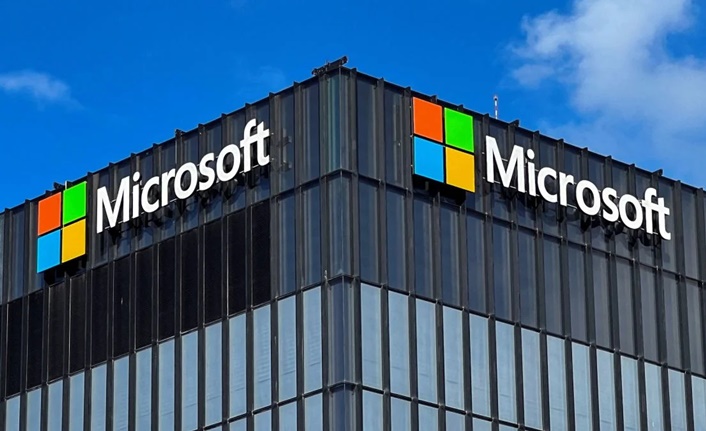 Microsoft’un sistemi arıza verdi! Küresel kriz çıktı Dünya genelinde internet sistemlerinde yeni bir sorun ortaya çıktı. ABD merkezli teknoloji