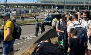 Paris Olimpiyatları’nın açılış gününde Fransa art arda yaşanan olaylarla gündemde.