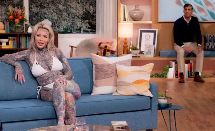 22 Mayıs’ta erken seçim kararı alarak çalışmalara başlayan İngiltere Başbakanı ve Muhafazakar