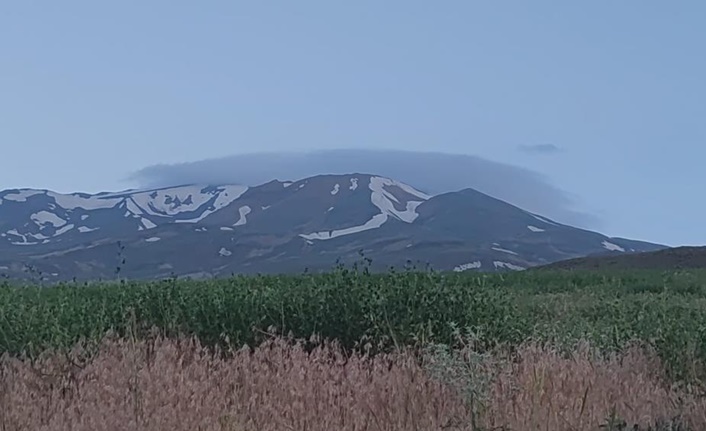 Adilcevaz ilçesi sınırları içerisinde bulunan 4 bin 58 rakımıyla Türkiye’nin