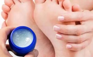 Vicks krem, özellikle soğuk algınlığı, öksürük ve kas ağrıları gibi