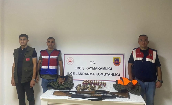 Erciş ilçesinde kaçak avlanma yapıldığına dair gelen 2 ayrı ihbar