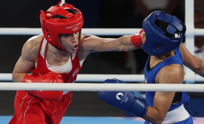 Milli boksör Buse Naz Çakıroğlu, Paris 2024 Olimpiyat Oyunları kadınlar