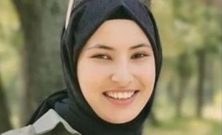 Olay, Gönen’e bağlı Karşıyaka Mahallesi, 40016 Sokak’taki Sevilen ailesinin ikametinde