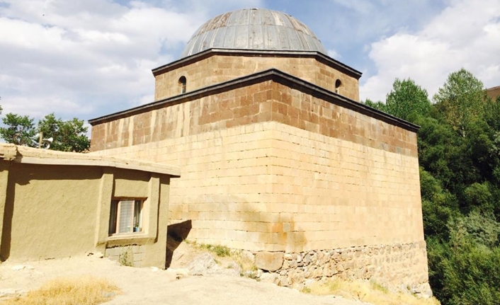 Cuma mesajları ve sözleri her hafta olduğu gibi yeniden gündeme